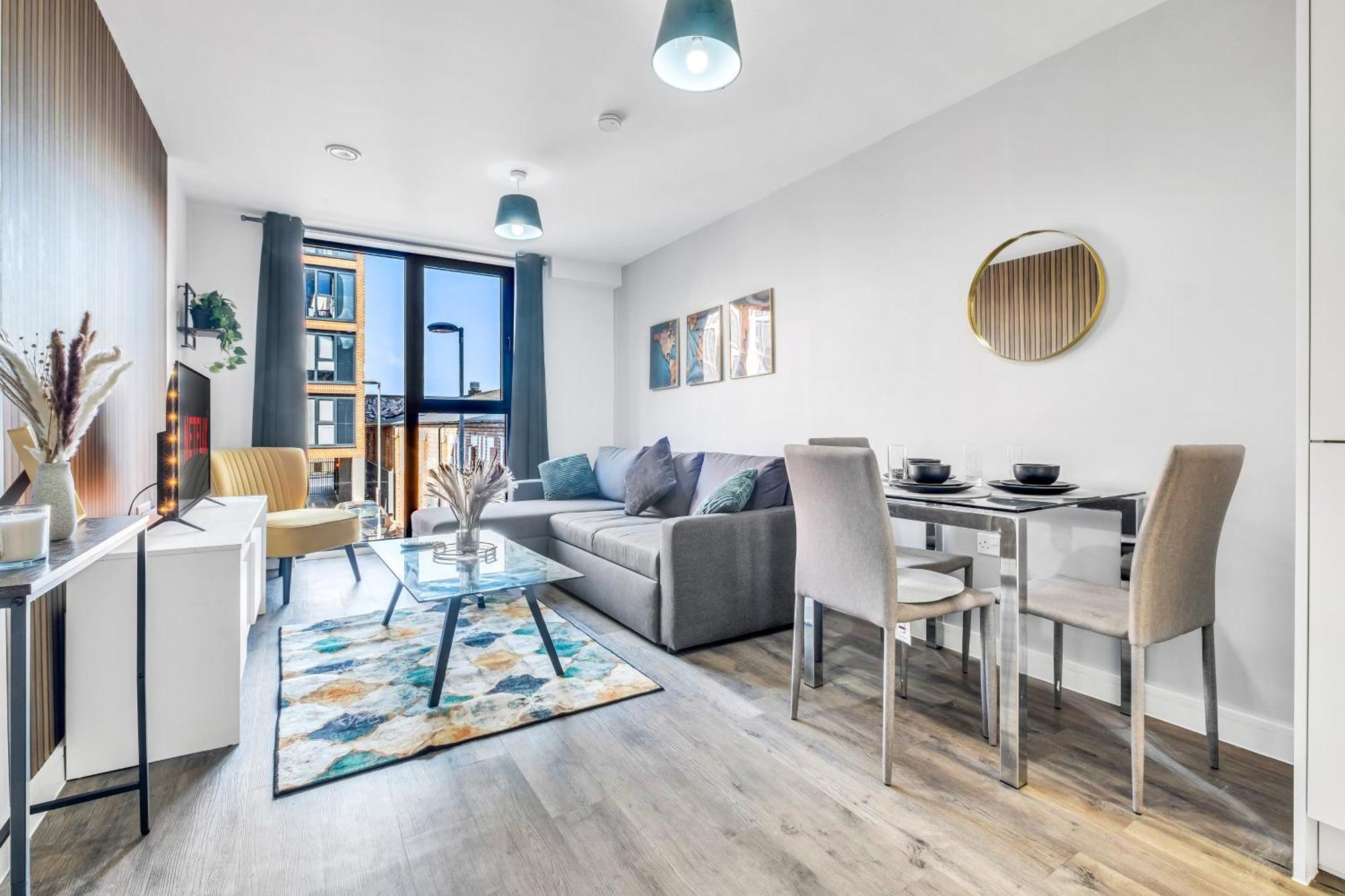City Centre Emerald Escape - Sleeps-6, 2Beds & 2Baths , Netflix , Free Internet Birmingham Zewnętrze zdjęcie