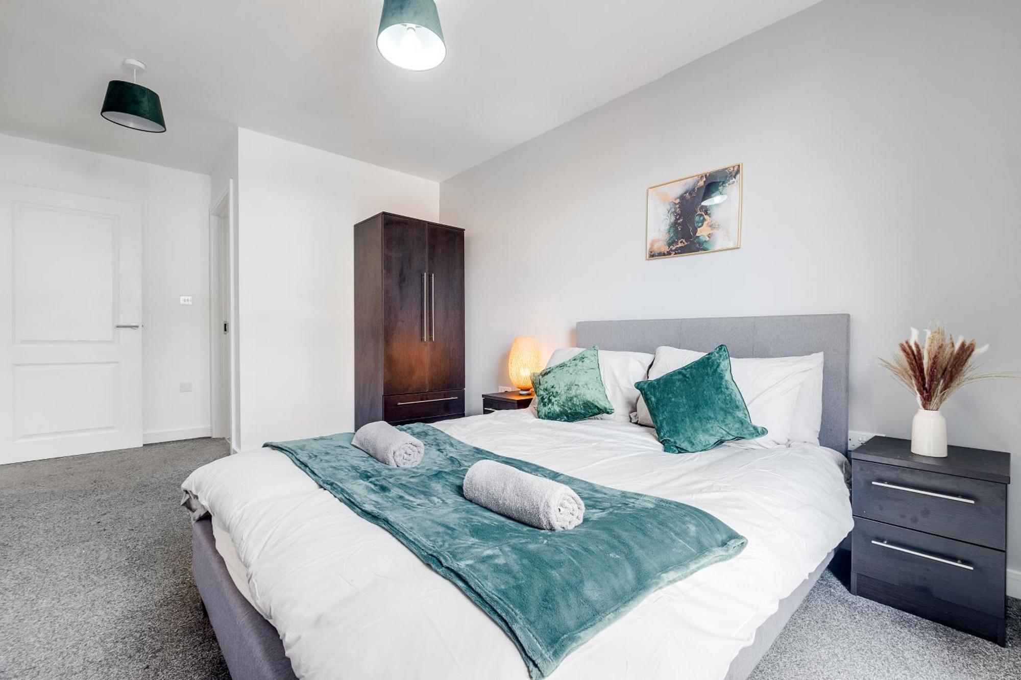 City Centre Emerald Escape - Sleeps-6, 2Beds & 2Baths , Netflix , Free Internet Birmingham Zewnętrze zdjęcie