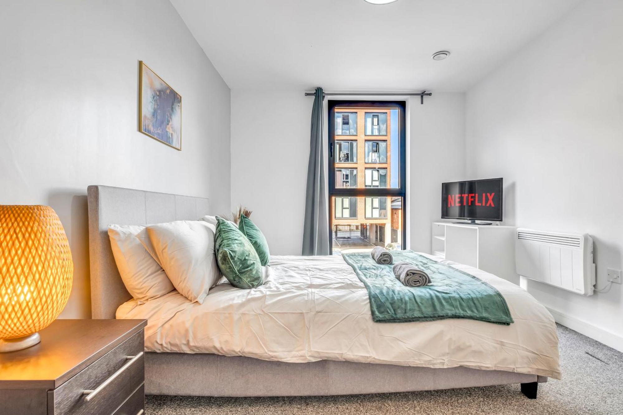 City Centre Emerald Escape - Sleeps-6, 2Beds & 2Baths , Netflix , Free Internet Birmingham Zewnętrze zdjęcie